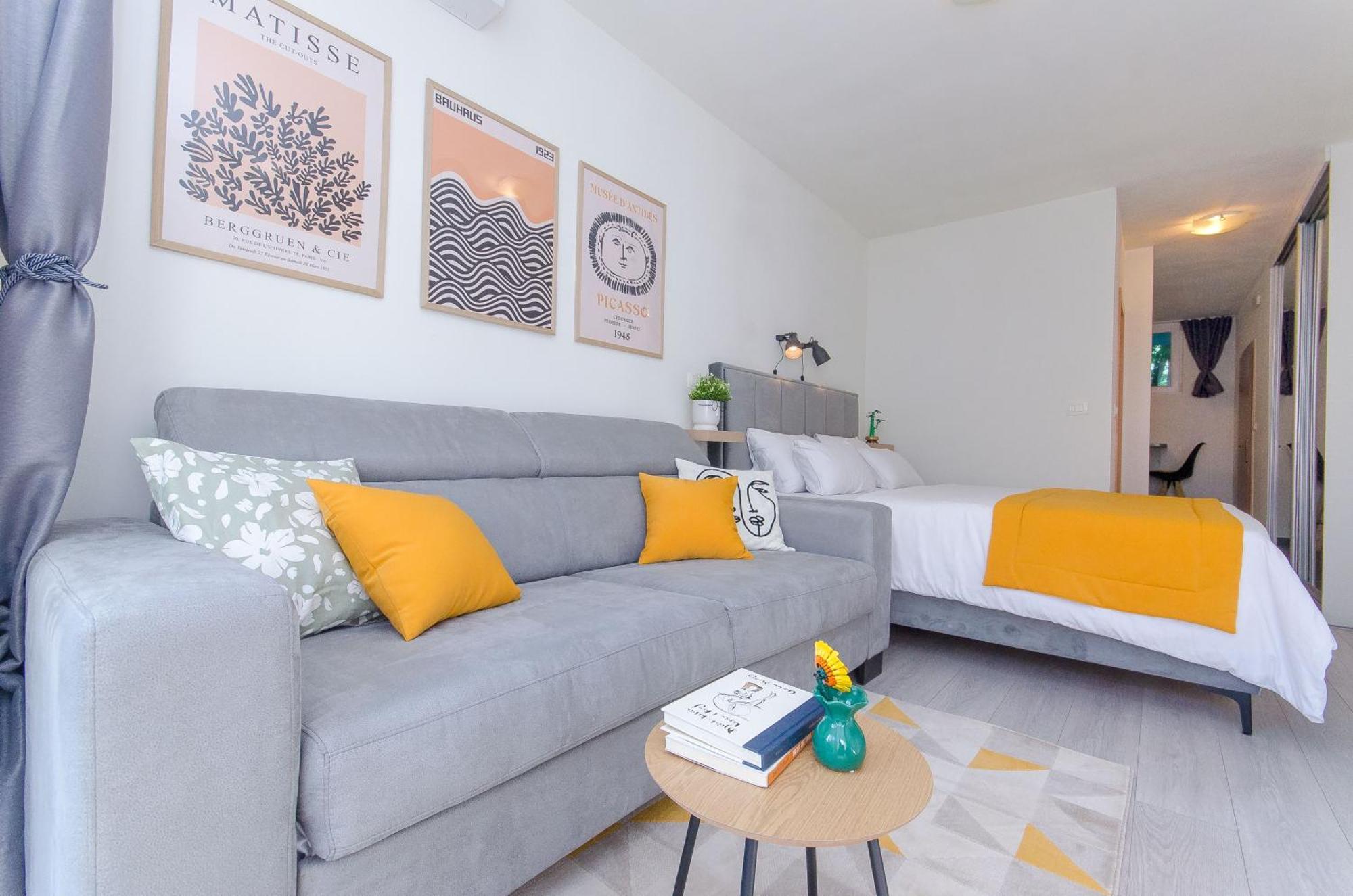 Super amazing apartments Split Bagian luar foto