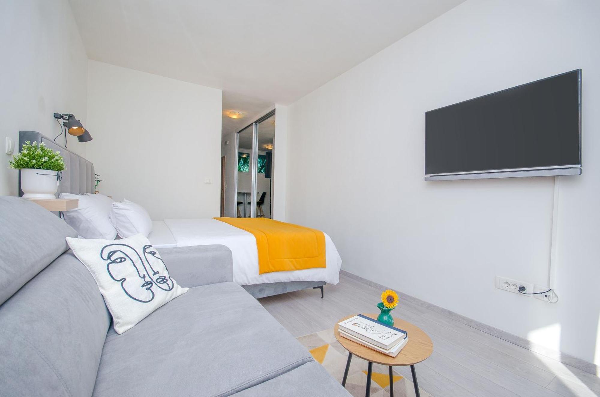 Super amazing apartments Split Bagian luar foto