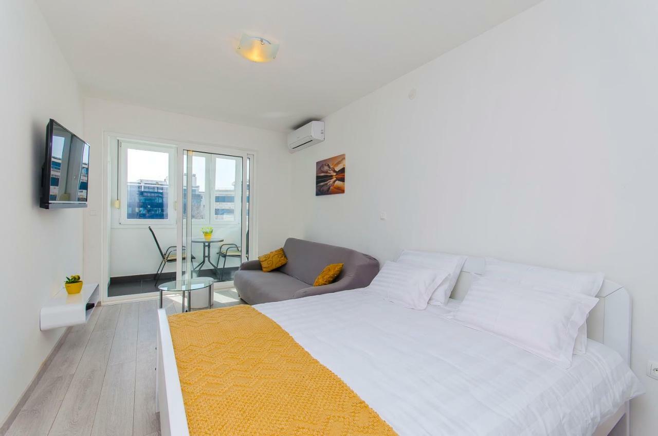 Super amazing apartments Split Bagian luar foto