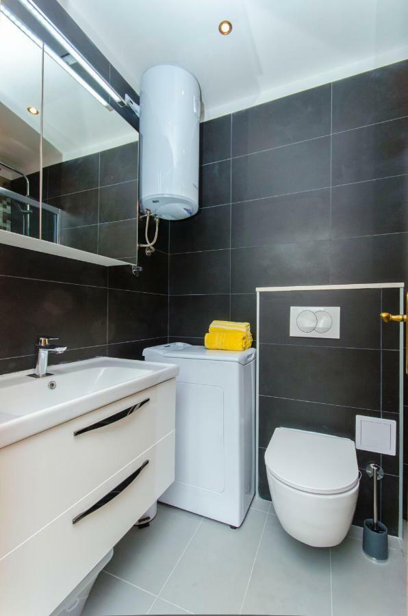 Super amazing apartments Split Bagian luar foto