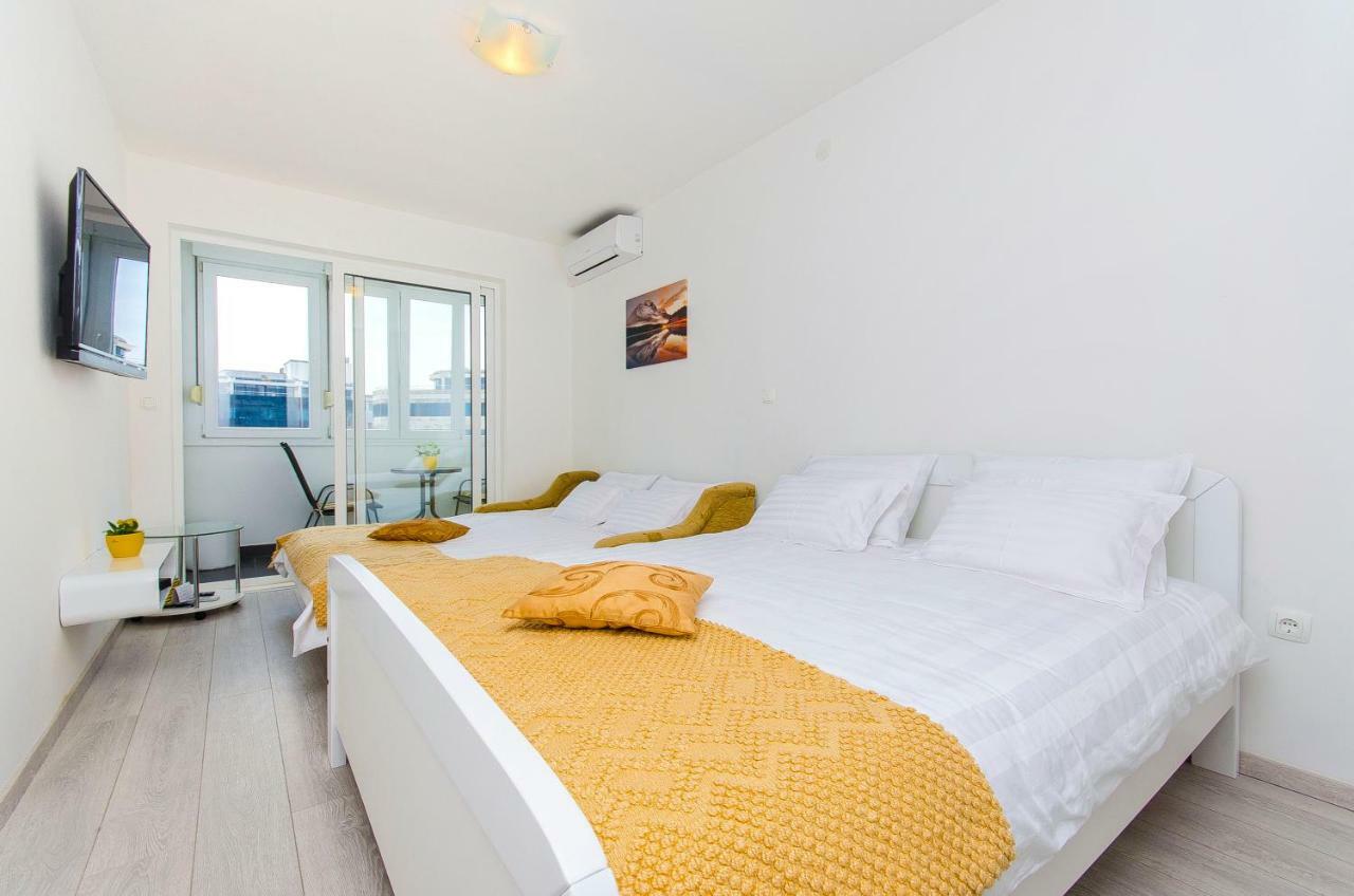 Super amazing apartments Split Bagian luar foto